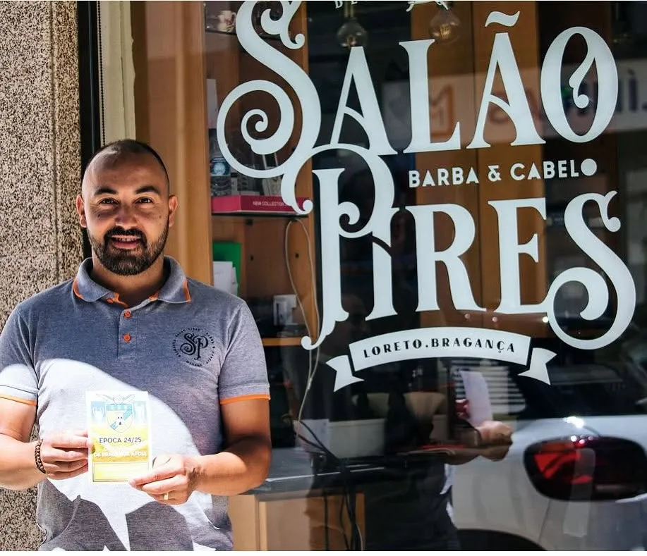 Barbearia assaltada em Bragança