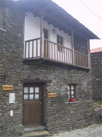 Turismo em aldeia de contrabandistas