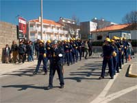 Jovens bombeiros recebem formação