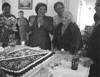 Idosa comemora 100 anos