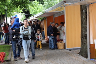 Artesãos querem artesanato na Praça da Sé