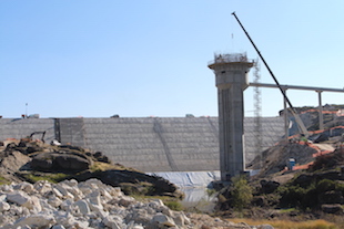 Veiguinhas com seis meses de atraso