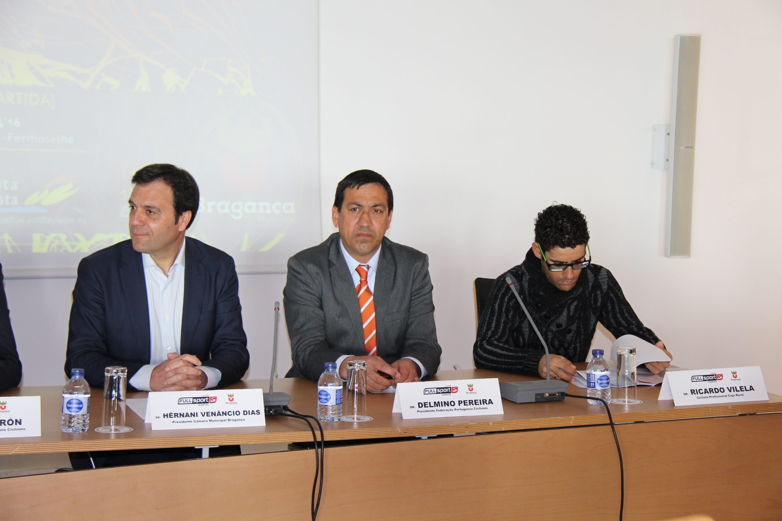 Vuelta Castilla y León chega a Bragança