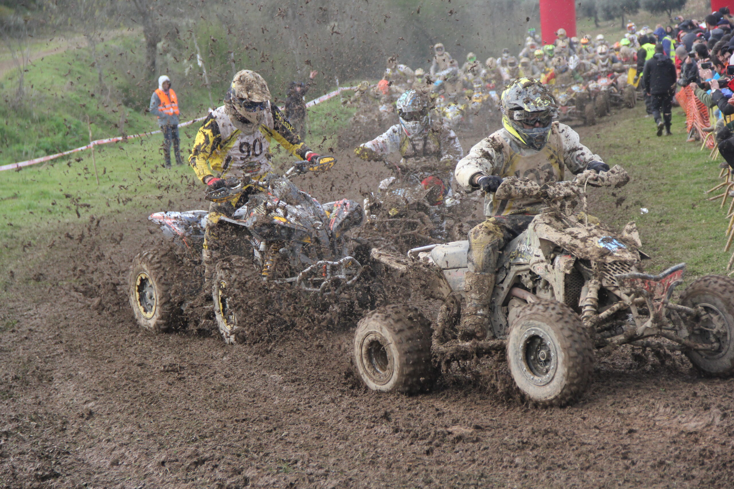 Carlos Rebelo vence em motos