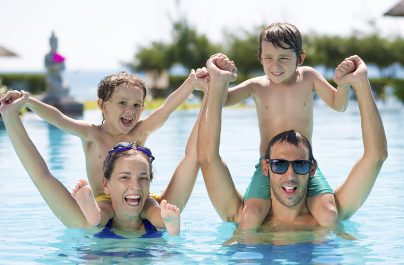 Em férias e viagens cuide da sua saúde!