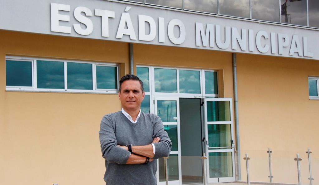 Macedo activo no mercado de transferências de olho nos lugares cimeiros do distrital