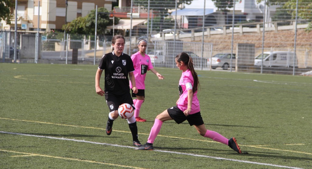 Derrota caseira no pontapé de saída do nacional