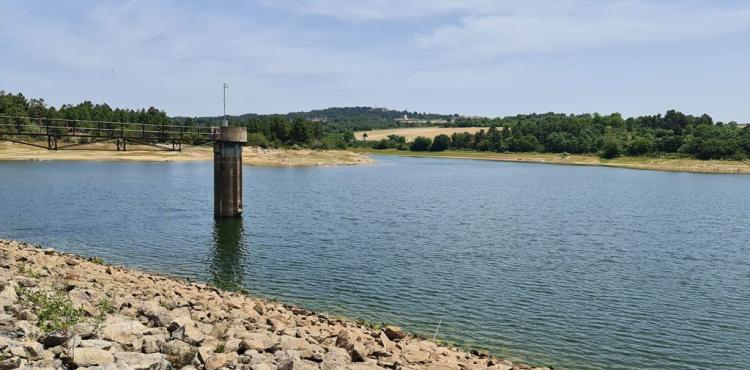 Albufeira de Mirandela com limitações à rega devido à seca