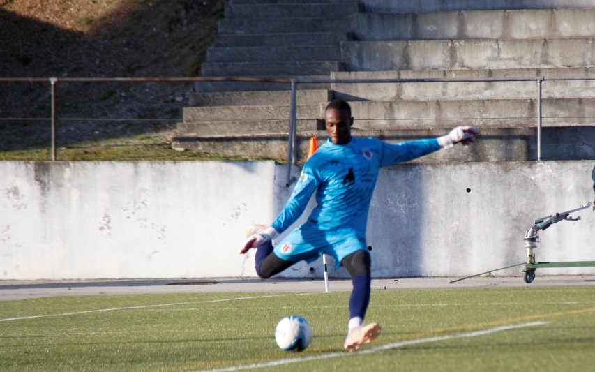 Hudson “Pantera” reforça baliza do S.C. Mirandela