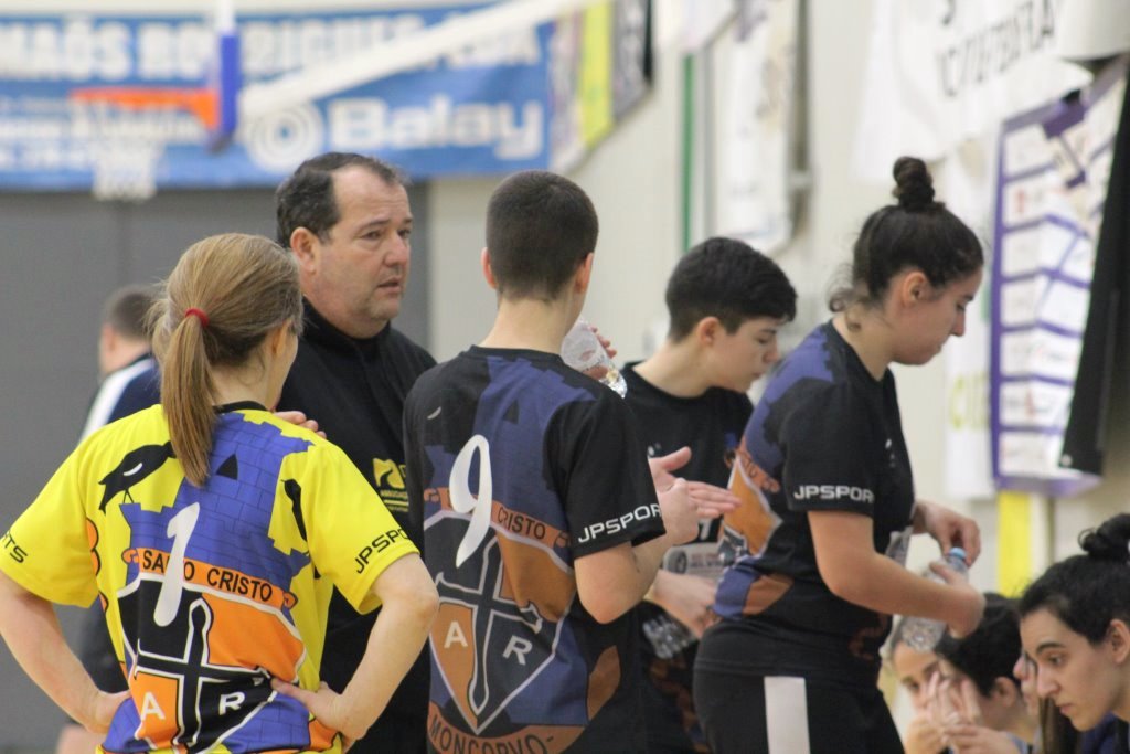 AR Santo Cristo avança com uma equipa sub-14 e regressa ao futsal sénior feminino