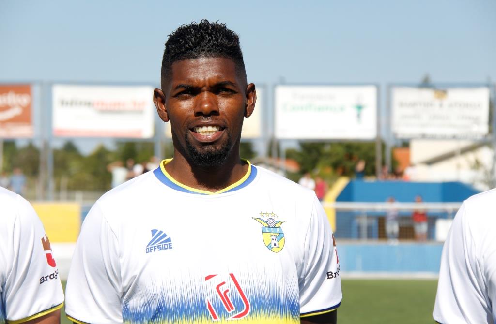 Paulo Roberto é reforço para o Rebordelo