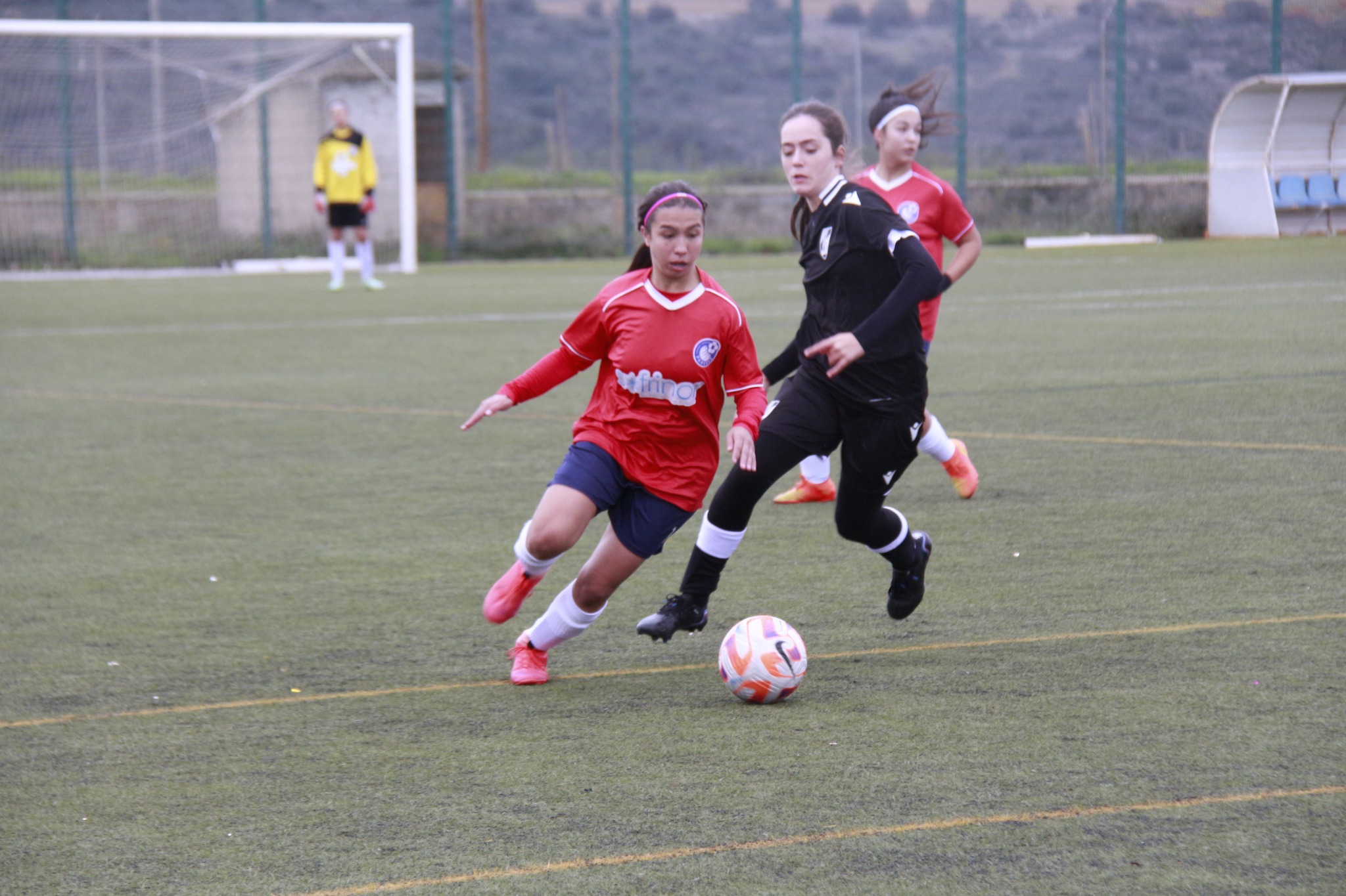 AD Paredes sofre derrota pesada e técnico pede mudança de mentalidade
