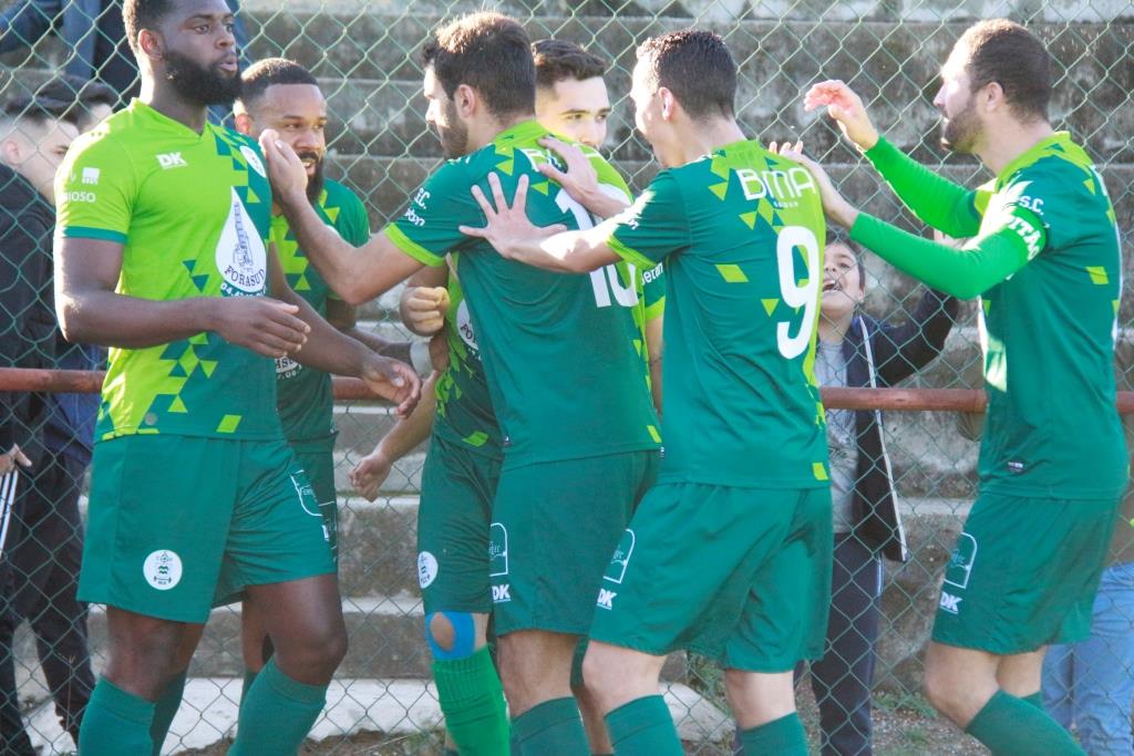 Argozelo vence Estudantes Africanos