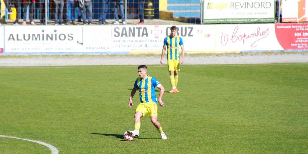 Bragança oficializa renovação de Capelo