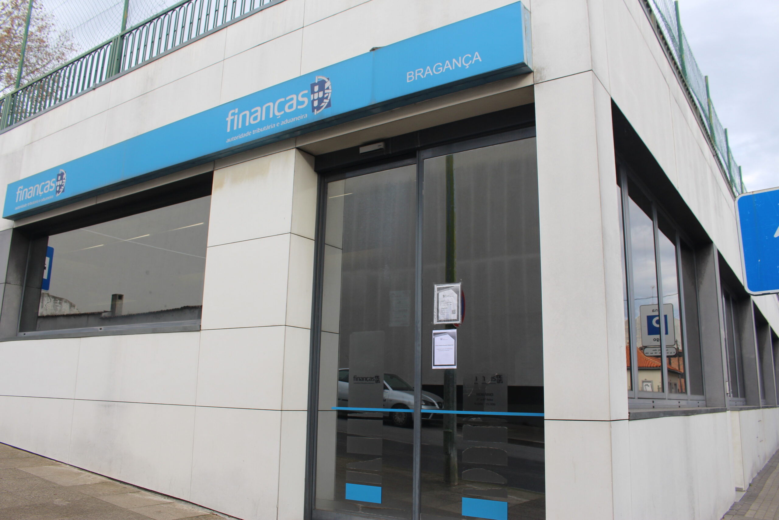 Finanças de Bragança encerradas devido a reunião entre trabalhadores e sindicato