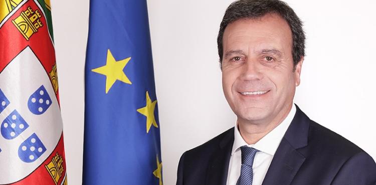 Hernâni Dias demitiu-se do cargo de secretário de Estado da Administração Local