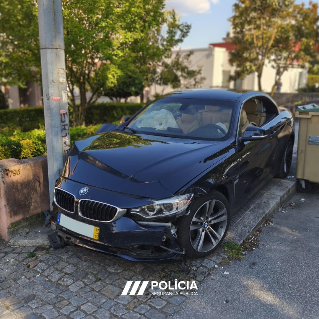 Carro furtado de garagem em Bragança intercetado no Porto com suspeito e duas menores
